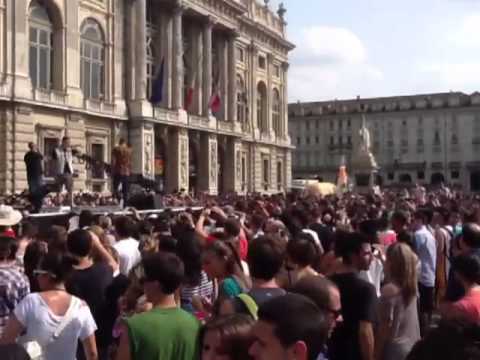 MTv Days-Emis Killa e Marracash