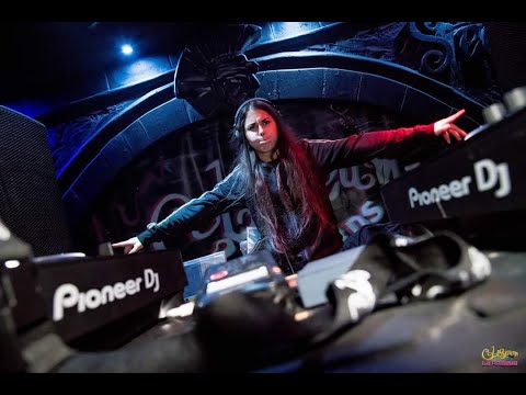 MARCHUKY COLISEUM@CIERRE TERRAZA ALMA BAKALA