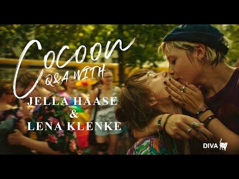 Thumbnail of the video: Sofa Club X DIVA - COCOON Q&A: Jella Haase and Lena Klenke