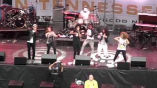 Group 1 Crew &quot;Movin&quot; live at Neyland Stadium