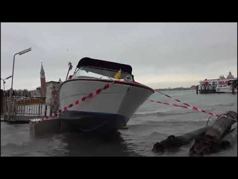Venezia allagata 2019,  l’”aqua granda” del 1966 torna realtà