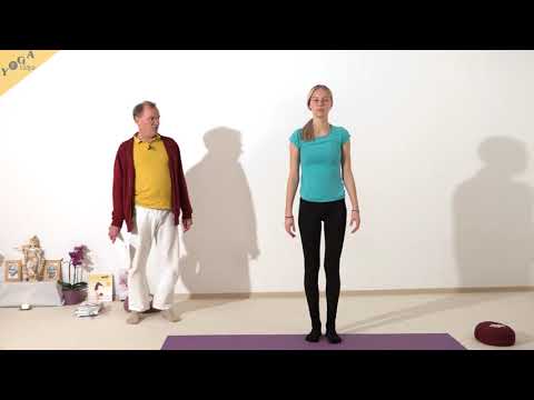 Kopf zwischen den Knien im Stehen Utthita Janu Shirshasana - Yoga Asana Lexikon