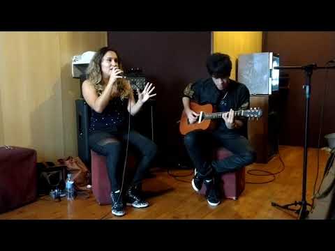Carol Himura e Lucas Araújo - Zankoku na Tenshi no Teeze (Acústico)