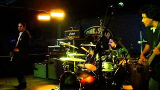Los Lonely Boys - Nobody Else - Floore's Country Store - 12/14/2012