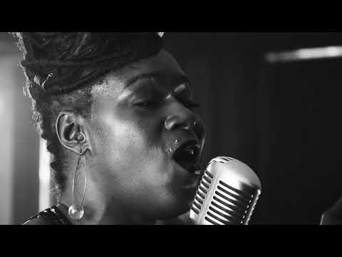 Shea Diamond - Seen It All (Acoustic Performance)