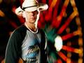 Kenny Chesney- It Ain't Cool To Be Crazy About ...
