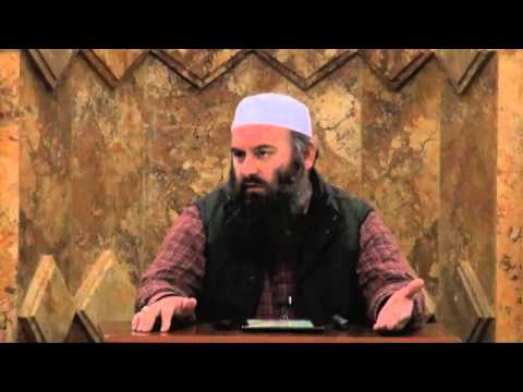 1 Prilli (dita e rrenave) - Hoxhë Bekir Halimi