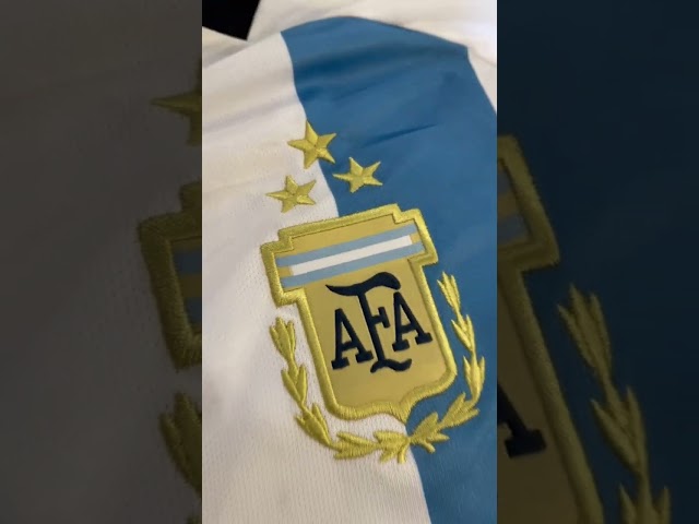 Vídeo relacionado con Insignia de fútbol de parche bordado de costura (estrellas)