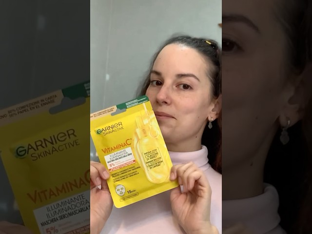 Vídeo relacionado con Garnier SkinActive - Mascarilla facial con vitamina C (5 unidades, 28 g)