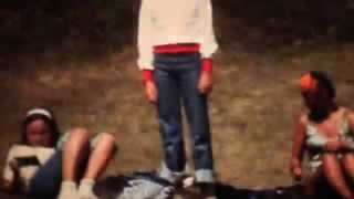 UNOFFICIAL : Ten Walls - Blue Orphan