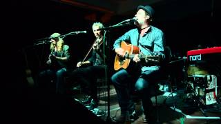 LEVELLERS THE ROAD LIVE ACOUSTIC AT FILM PREMIER, RED GALLERY LONDON