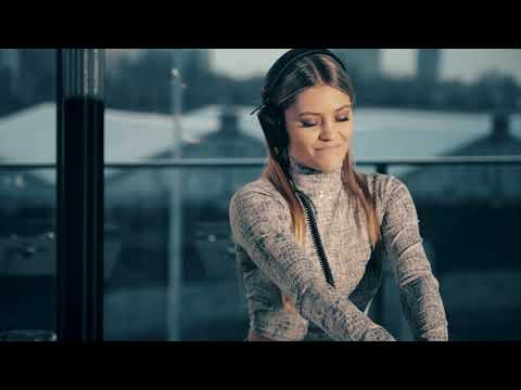 Smash Deep Sessions #002 by Meaghan