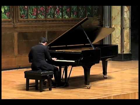 Inon Barnatan plays Schubert sonata in C minor D.958, mvt. I