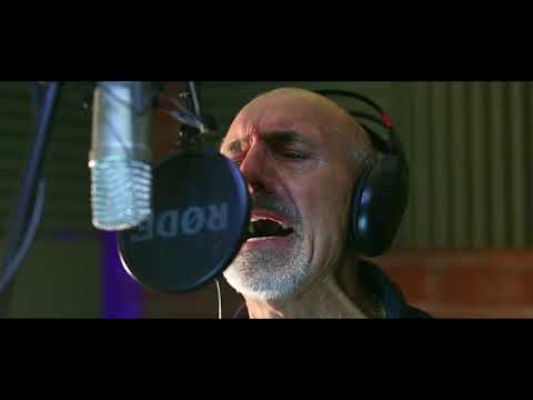 DON'T LET THE SUN CATCH YOU CRYING Tommy New