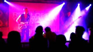 red lorry yellow lorry hold yourself down live black out roma 16 10 2009