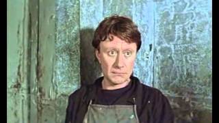 Телеанонс фильма "Блондинка за углом"