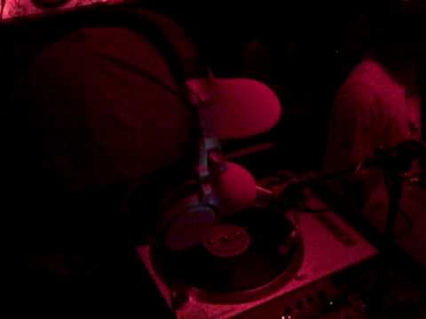 2 15 09 DJ SELF BORN 1st 20 MINUTES ON THE TABLES @ LOVE HATE Part 2