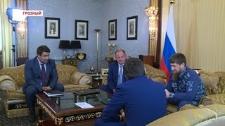 Рамзан Кадыров и Андрей Чибис обсудили вопросы переселения граждан из аварийных и ветхих домов