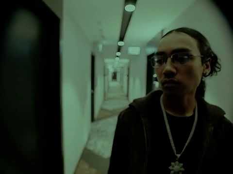 Pino - Knockin' (Lyric Visualizer)