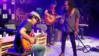 Download lagu Ipang - Tentang Cinta Live in Sumedang mp3