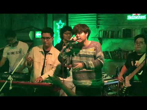 หน้าหนาวที่แล้ว - The TOYS feat. Lipta @ เสวนาพาเพลิน 15/8/61
