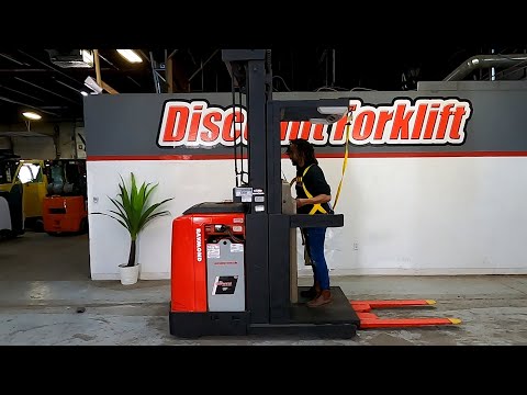 RAYMOND EAS-OPC30TT 3,000lb Electric #7140 - Order Picker for Sale