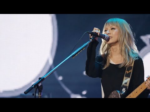 SCANDAL - Shunkan Sentimental「瞬間センチメンタル」(Live SCANDAL ARENA TOUR 2015-2016 "PERFECT WORLD")