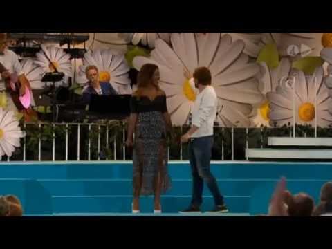 Kevin Walker och Joelle-The real thing LIVE.Lotta på Liseberg 2014.