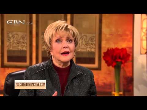 700 Club Interactive: A Heart for Orphans – December 9, 2015