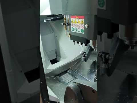 Haas UMC 750