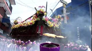 preview picture of video 'hermandad del santo entierro de cristo cojutepeque 2014 via crucis'