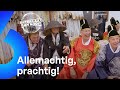 ? HILARISCH: TV-ICONEN hullen zich in TRADITIONELE KLEDIJ! | Beter Laat dan Nooit