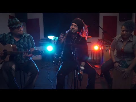 Touch Down - iakopo (Acoustic Version)