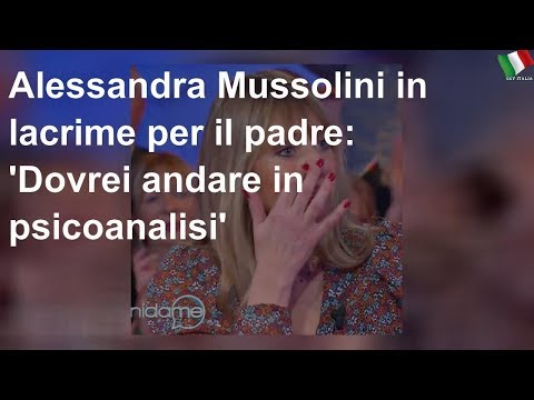 Mussolini, lacrime in tv