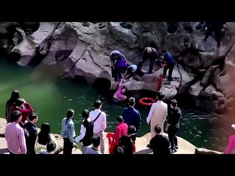 英國外交官在中國救起溺水女子 (British diplomat saves drowning woman in China)