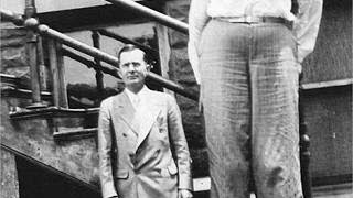World's TALLEST MAN to have ever lived! (Robert Pershing Wadlow)