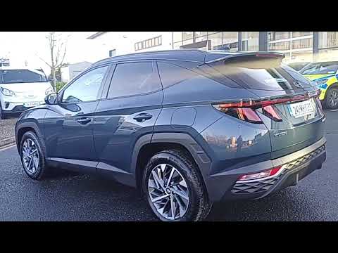 Hyundai Tucson Executive 1.6 Diesel 5dr - Image 2