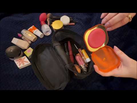 ASMR: O QUE TEM NA MINHA NECESSAIRE DE MAQUIAGEM 🎀