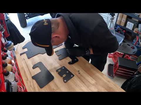 The Gladiator gets RokBlokz Mudflaps!