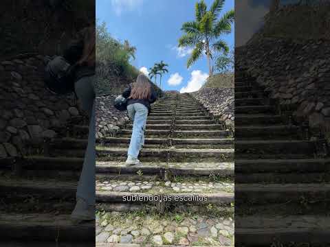 No sabíamos que esto existía en Colombia 😱 #motovlog #goprolifestyle #himalayan450  #machupicchu