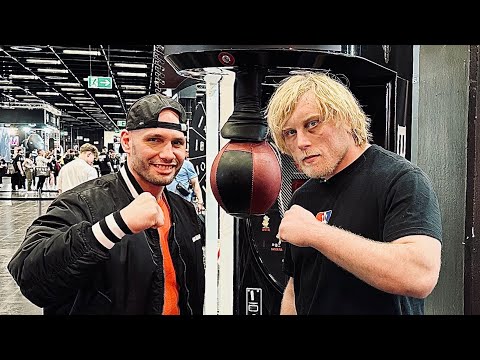 BOXING MACHINE CHALLENGE with Frederic Vosgröne aka Neanderthal