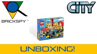 Unboxing! LEGO Farm - 7637