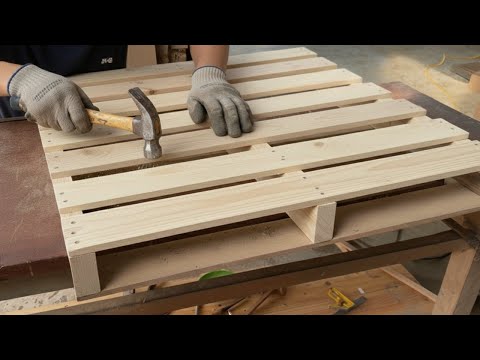 DIY Pallet Wood Table with Hidden Compartment | Smart Woodworking Project