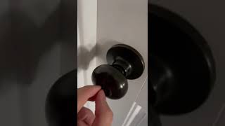 How To Unlock An Interior Door Knob With Just Your Finger Nail