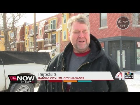 KC snow plows try to keep up with snowfall