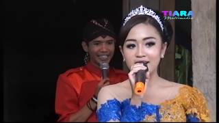 Download lagu CINTA TERLARANG sarini kumala sari Shaka Trend Musik mp3 Download lagu CINTA TERLARANG sarini kumala sari Shaka Trend Musik mp3