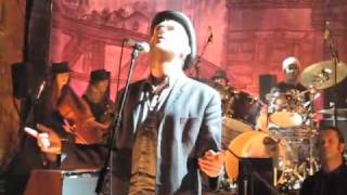 The Good The Bad &amp; The Queen - 80s life (live @ Wilton Music Hall, East London)