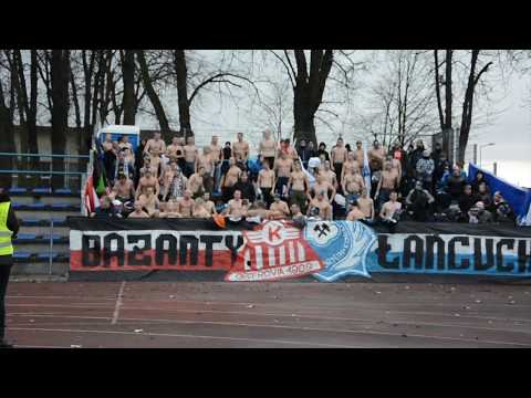 Doping kibiców podczas meczu Centra Ostrów - Górnik Konin