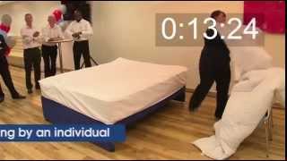 preview picture of video 'Now that's fast! Hotel employee makes bad in 74 seconds'