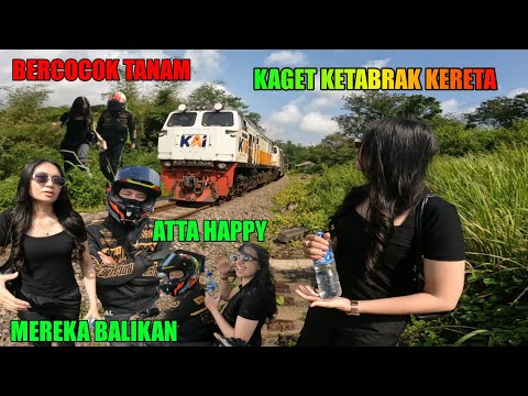 ATTA BALIKAN LAGI SAMA MANTANNYA BABANG VIRAL BUN_NUH DlRl DEPAN KERETA API